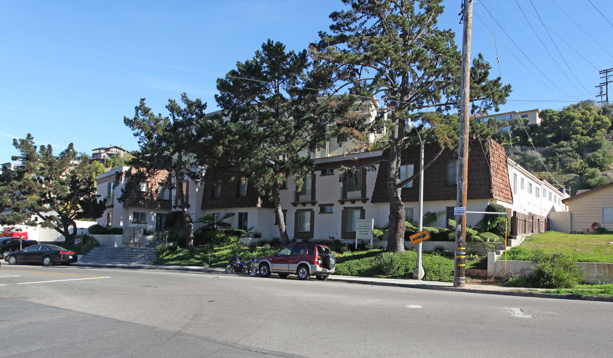 Monterey Apartments in San Diego, CA - Building Photo