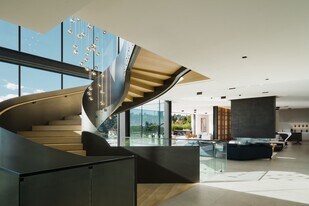 1853 Bel Air Rd in Los Angeles, CA - Building Photo