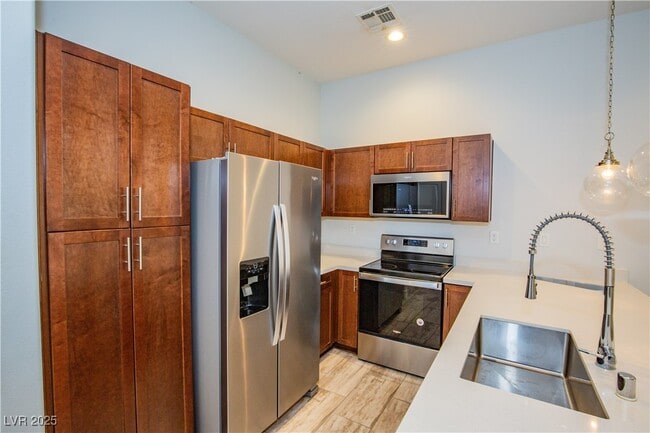property at 10557 Ridge Glow Ave