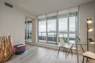 49 Kings Wharf Pl in Dartmouth, NS - Building Photo - Building Photo