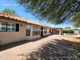11520 W Citrus Grove Way in Avondale, AZ - Building Photo