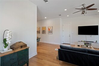 1803 E 18th St in Austin, TX - Building Photo - Building Photo