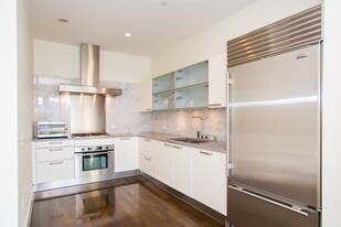 361 Newbury St, Unit 408 Apartamentos