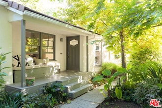 2230 Fink St in Los Angeles, CA - Building Photo - Building Photo