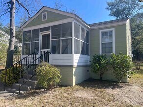 704 S Bonham Rd in Columbia, SC - Building Photo - Building Photo