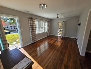 8410 Holly Hill Rd in Richmond, VA - Building Photo - Building Photo