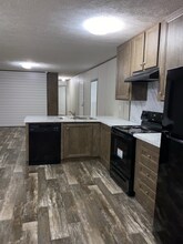 2705 Dryden Rd in Moraine, OH - Building Photo - Building Photo