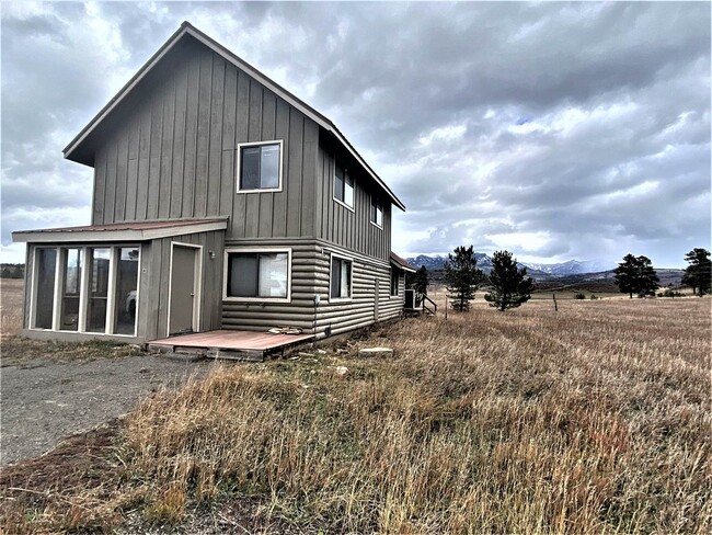 7252 Co Rd 600 in Pagosa Springs, CO - Foto de edificio - Building Photo