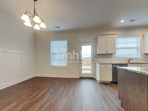 1016 Carter Ridge Dr in Knoxville, TN - Building Photo - Building Photo