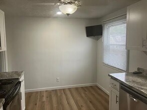 506 Ridgewood Ave, Unit #2 in Hamilton, OH - Building Photo - Building Photo