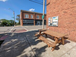 2201 Lexington Ave, Unit B in Kansas City, MO - Foto de edificio - Building Photo