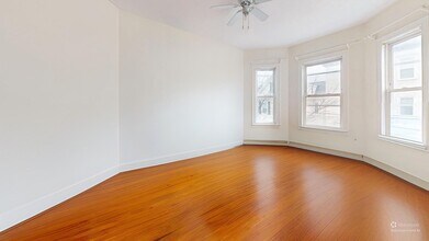 19 Newport St in Boston, MA - Building Photo - Building Photo