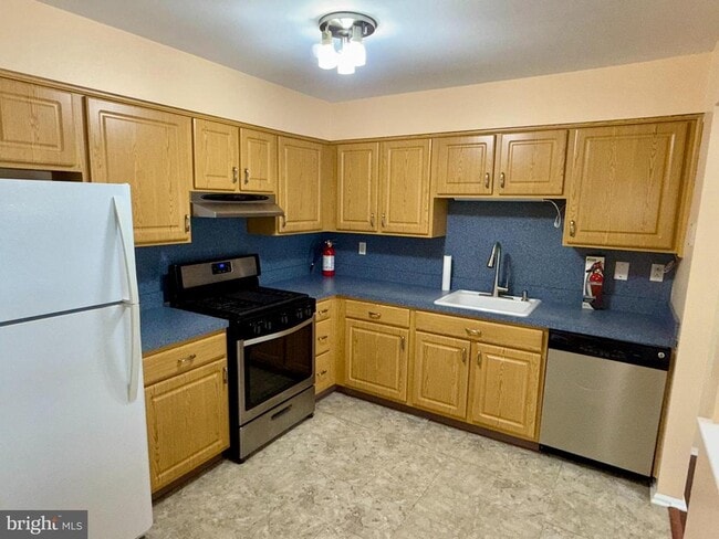 311 Andover Pl in Trenton, NJ - Building Photo - Building Photo