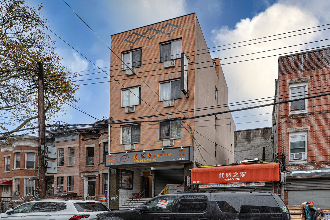 773 51st St in Brooklyn, NY - Building Photo