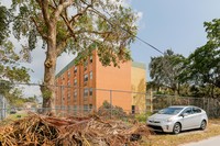 Lemon City in Miami, FL - Foto de edificio - Building Photo