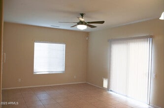 8420 W Lewis Ave in Phoenix, AZ - Building Photo - Building Photo