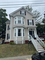 42 Forest St in Dover, NH - Building Photo