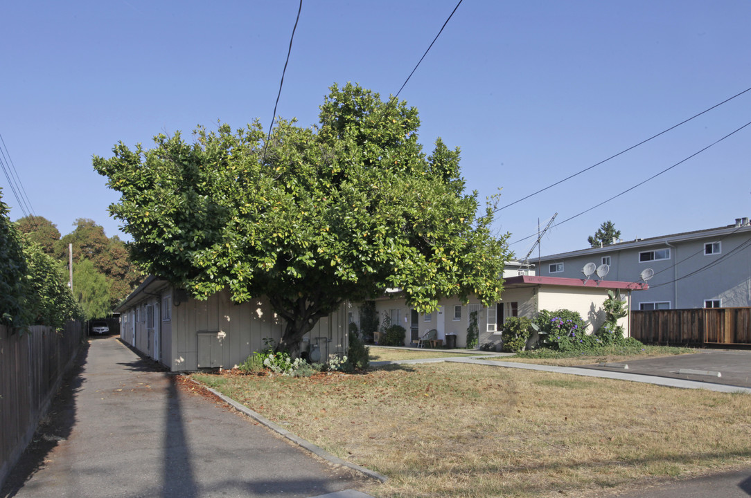 429-451 S Buena Vista Ave in San Jose, CA - Building Photo