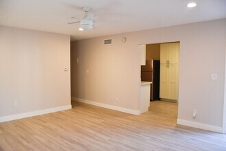 830-836 E La Veta Ave in Orange, CA - Building Photo - Building Photo