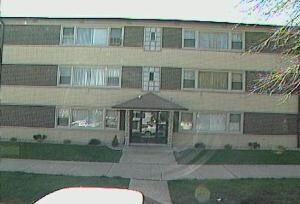 6501 W Addison St in Chicago, IL - Building Photo