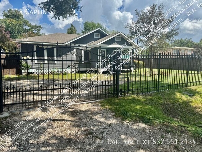 1115 Caplin St in Houston, TX - Building Photo - Building Photo