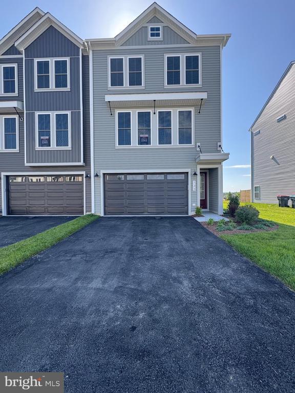 property at 133 Galaxy Pl