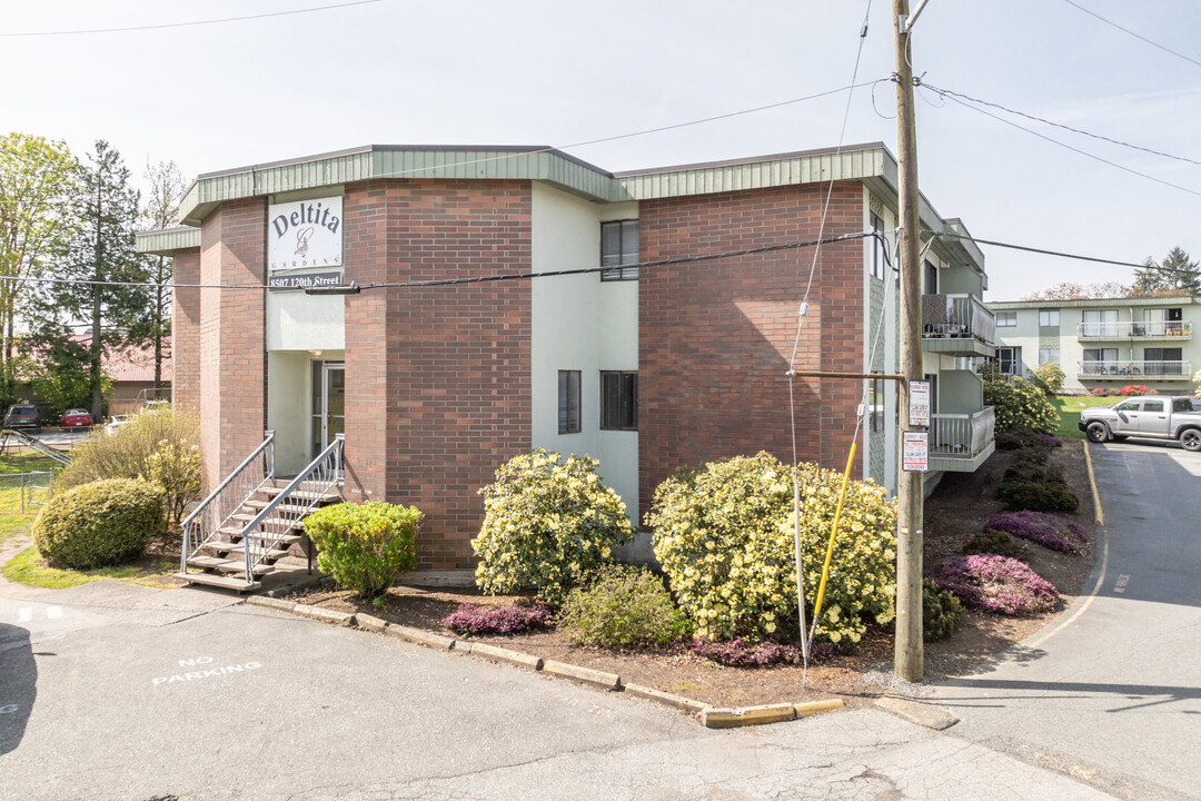 Deltita Gardens in Delta, BC - Building Photo