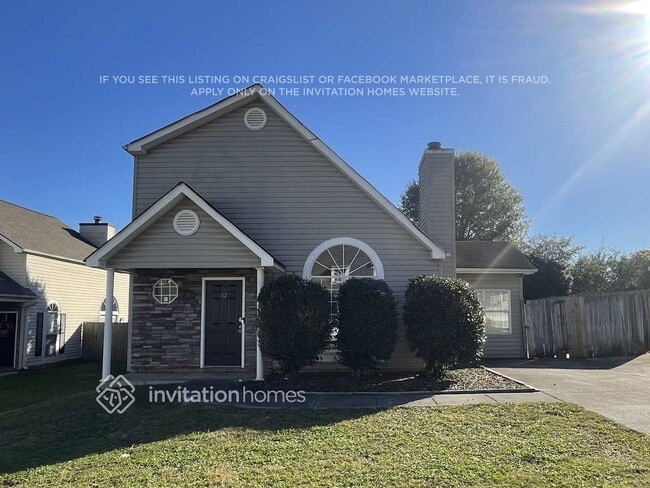 property at 62 Benfield Cir SE