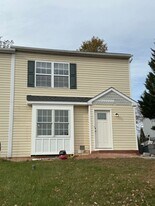 105 Oak St in Collegeville, PA - Building Photo