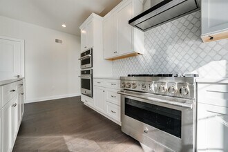 22 Silent Nest Wy in Franklin Lakes, NJ - Building Photo - Building Photo