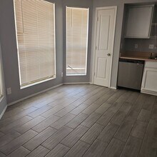 1896 Lee Loop NE in Rio Rancho, NM - Building Photo - Building Photo