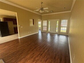 701 Reisling St in Centerton, AR - Building Photo - Building Photo