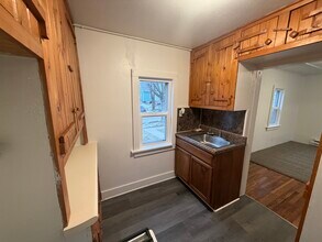 6318 W Grant St in West Allis, WI - Building Photo - Building Photo