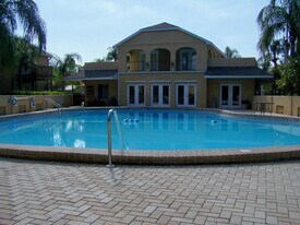 1850 Toucan Way, Unit 1307 in Sarasota, FL - Building Photo
