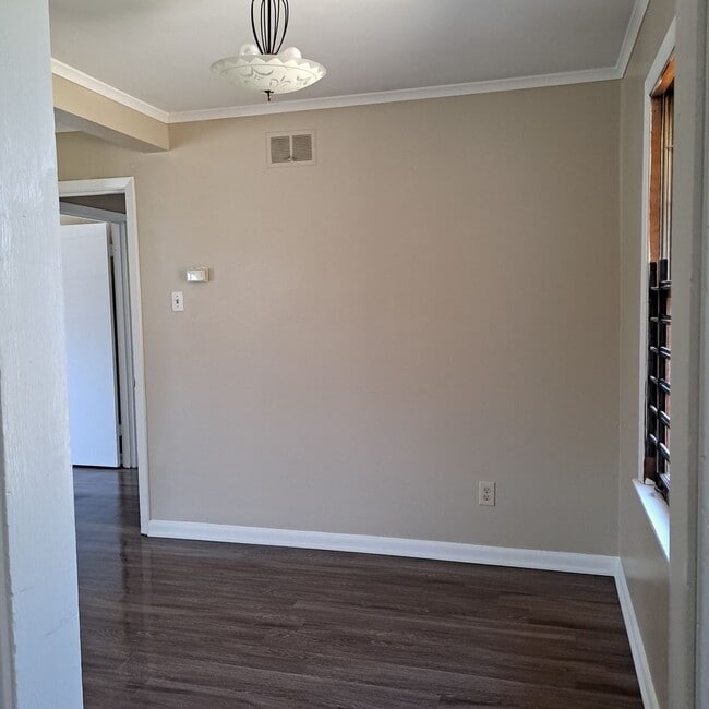 2160 St Elmo Ave in Memphis, TN - Building Photo - Building Photo