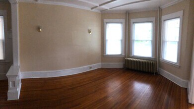 817 Myrtle Ave, Unit 2 in Albany, NY - Building Photo - Building Photo