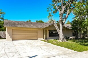 2000 Morbeca St in Titusville, FL - Building Photo