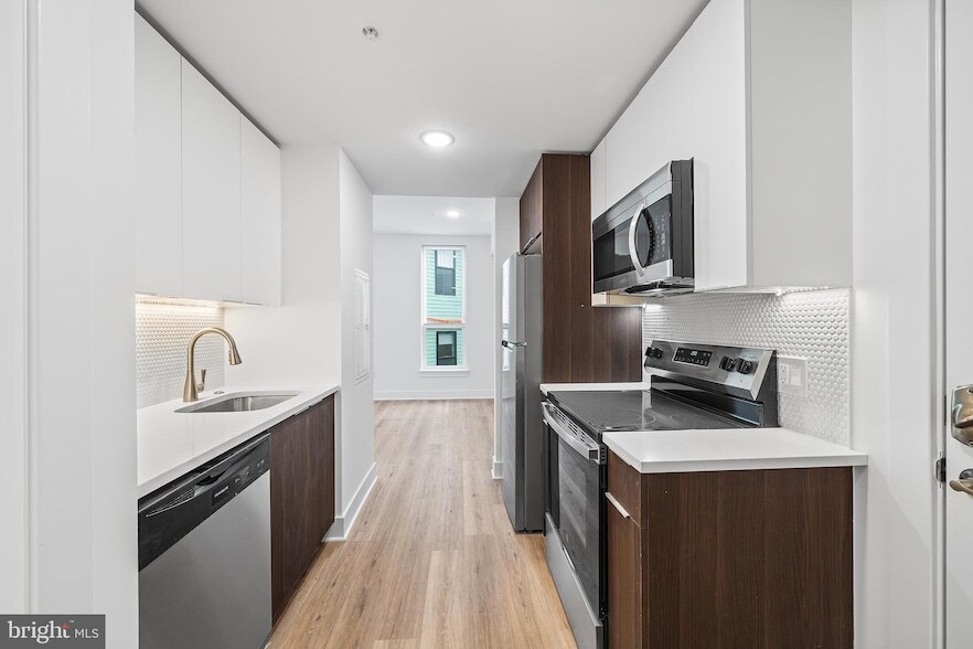 4324 Lancaster Ave, Unit 105 in Philadelphia, PA - Building Photo