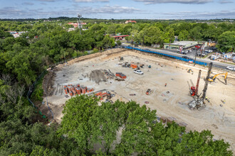 One Oak in Austin, TX - Building Photo - Building Photo