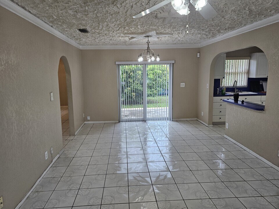 891 NW 34th Way in Fort Lauderdale, FL - Building Photo