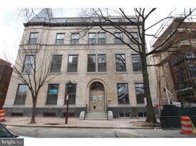 220 S 3rd St in Philadelphia, PA - Building Photo