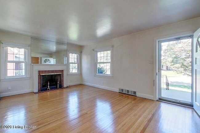 2126 Lancashire Ave in Louisville, KY - Foto de edificio - Building Photo