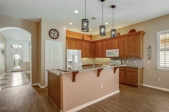 9666 Casa Mar Cir in Ft. Myers, FL - Building Photo - Building Photo