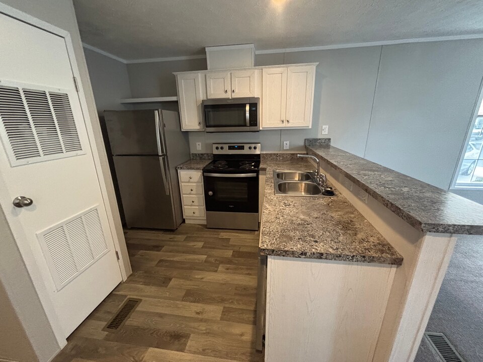 35 Pansy Dr in Fenton, MO - Building Photo