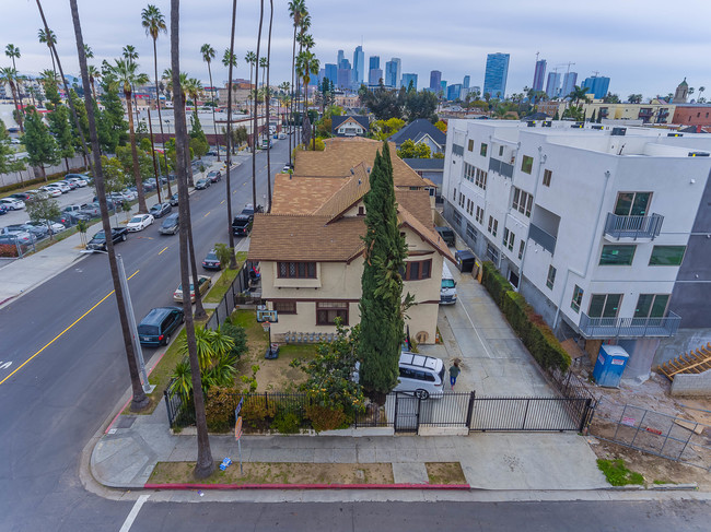 1100 Magnolia Ave in Los Angeles, CA - Building Photo - Building Photo