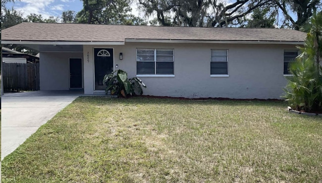 2009 E Humphrey St in Tampa, FL - Building Photo - Building Photo