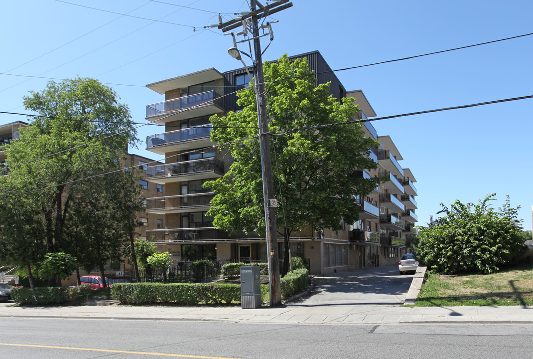 Provincial House Apartments in Toronto, ON - Building Photo