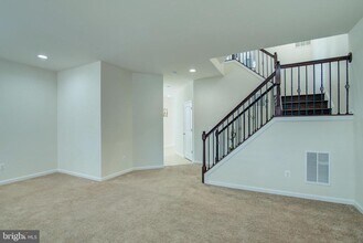 42363 Alder Forest Terrace in Sterling, VA - Building Photo - Building Photo