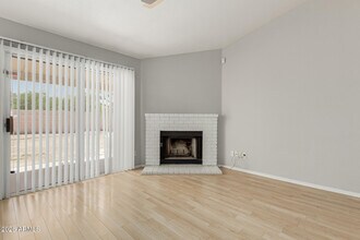 2243 E Edna Ave in Phoenix, AZ - Building Photo - Building Photo