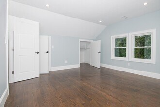 183 Tremont St, Unit 1 in Newton, MA - Foto de edificio - Building Photo